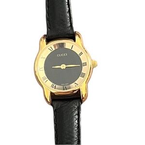 GUCCI Quartz watch 5100L leather strap stainless steel black and gold